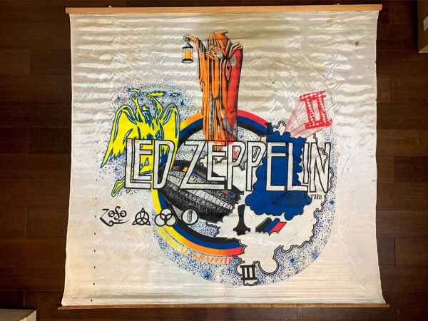 Led Zeppelin (1979) 42x44 US Cloth Concert Banner - Rare - Image 8