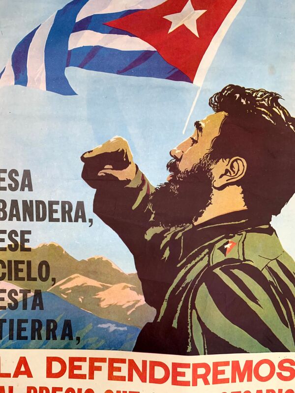 La Defenderamos - Fidel Castro (1962) 24"X33" Cuban Revolution Poster - Image 2