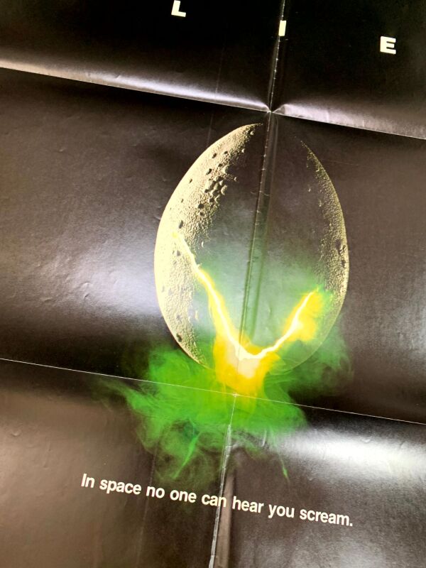 Alien- Sigourney Weaver (1979) US One Sheet Movie Poster - Image 2