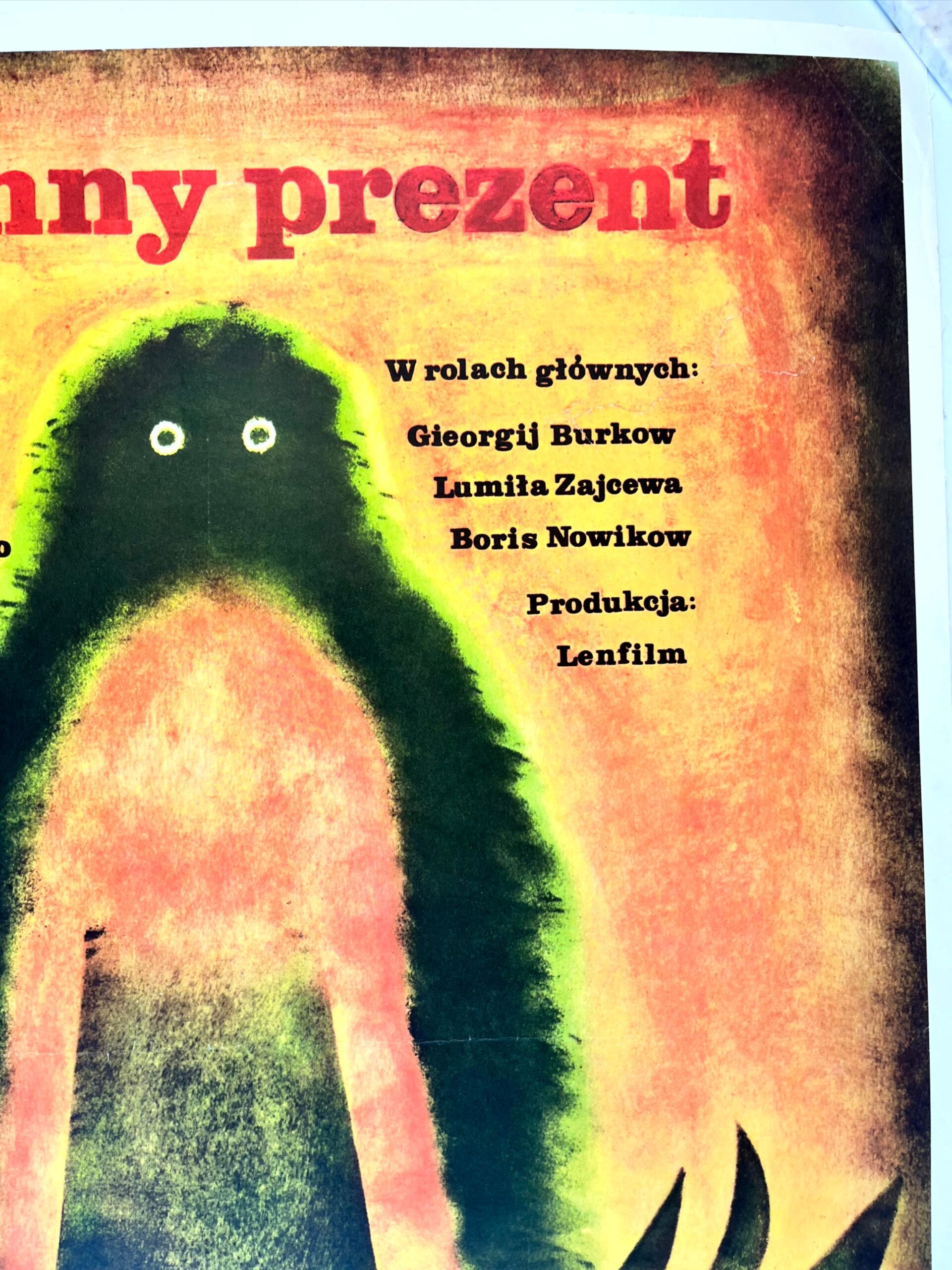 Wojenny Prezent - Art by Kawalerowicz (1976) 26.5"x36.5" Polish Movie Poster LB - Image 3