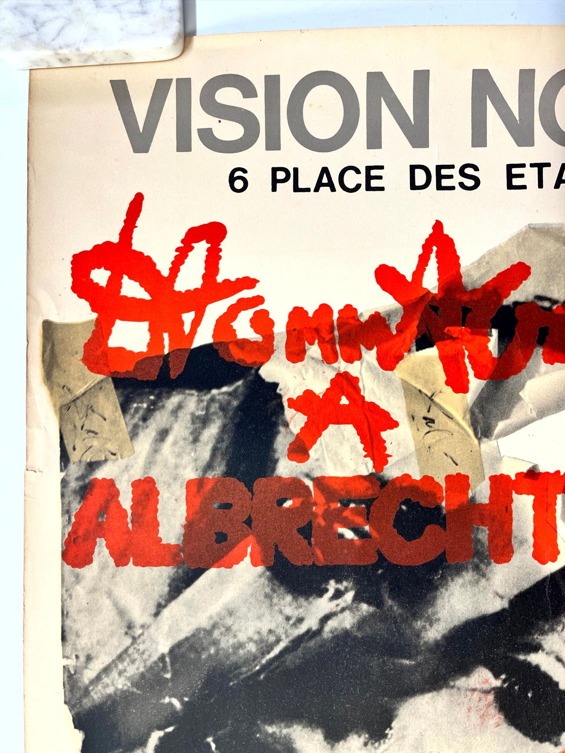 Vision Nouvelle - Art Salvador Dali (1971) 22.5" x 29.875" French Exhibition Poster - Image 2
